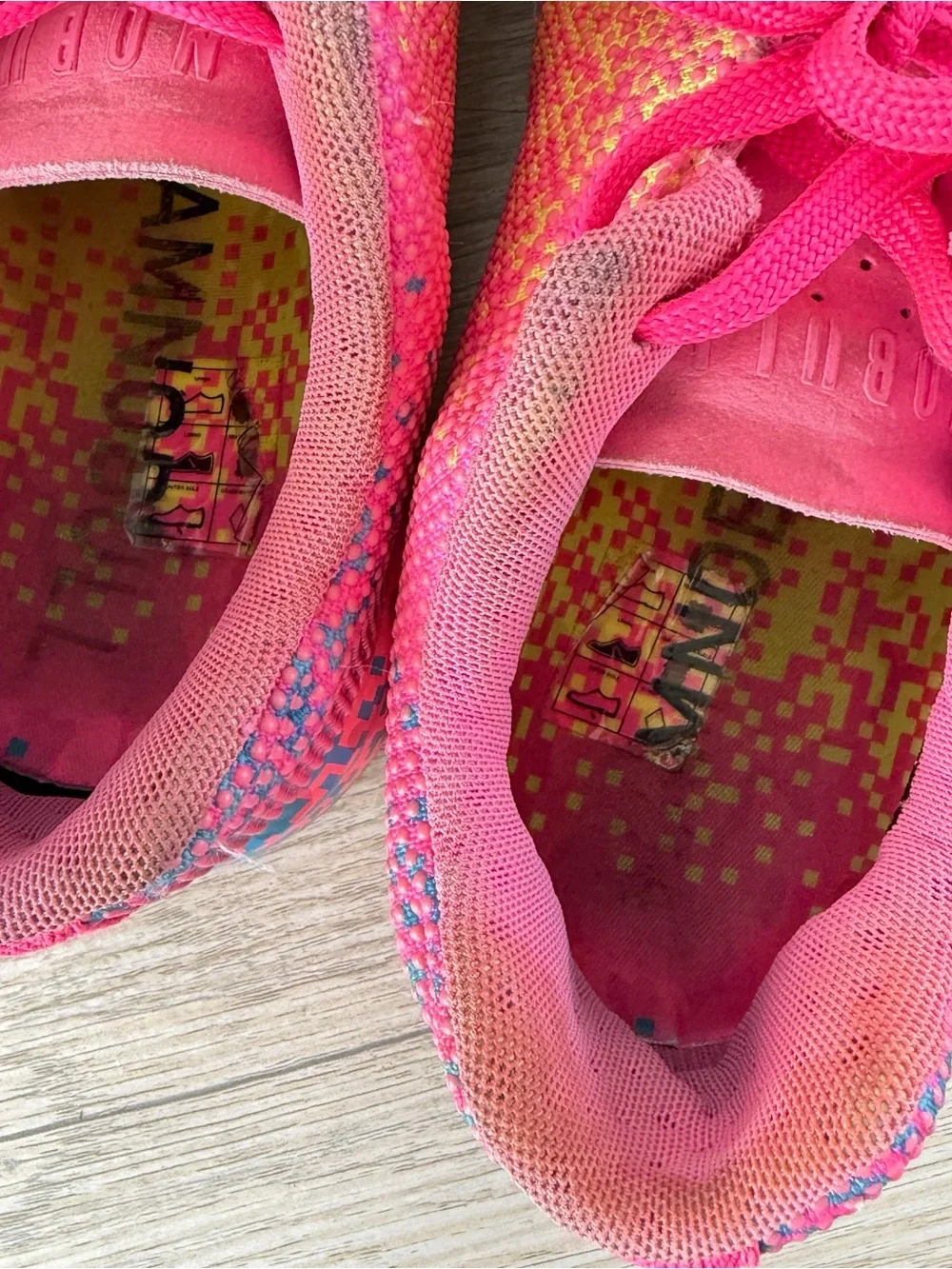 NOBULL Neon Pink Glitch Trainers Superfabric Women 8.5 Sneakers